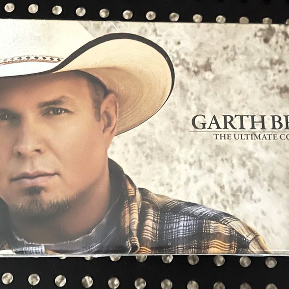 Garth Brooks CD Box Set *The Ultimate Collection* - Picture 2 of 3